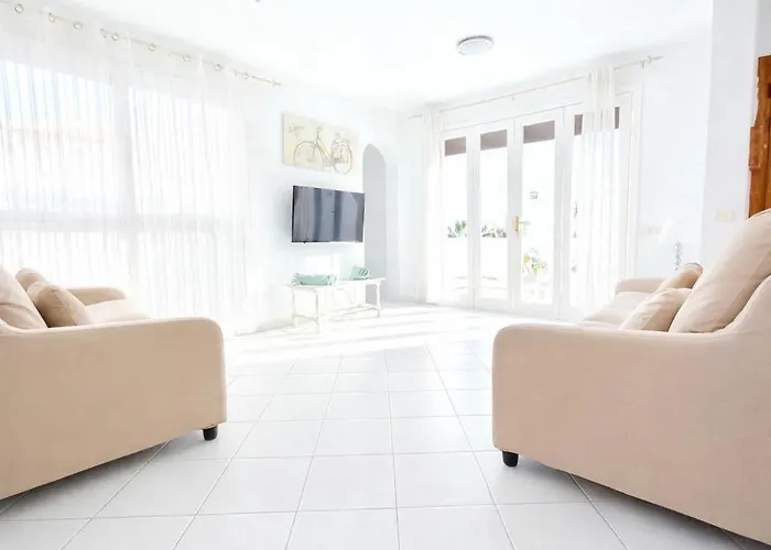 Sunny Daze Golf Del Sur Apartment San Miguel de Abona